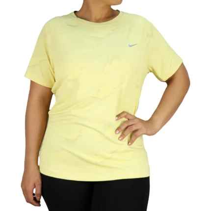 تیشرت ورزشی زنانه نایک نانو W05NK