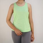 تاپ زنانه نایک F200 - Image 4